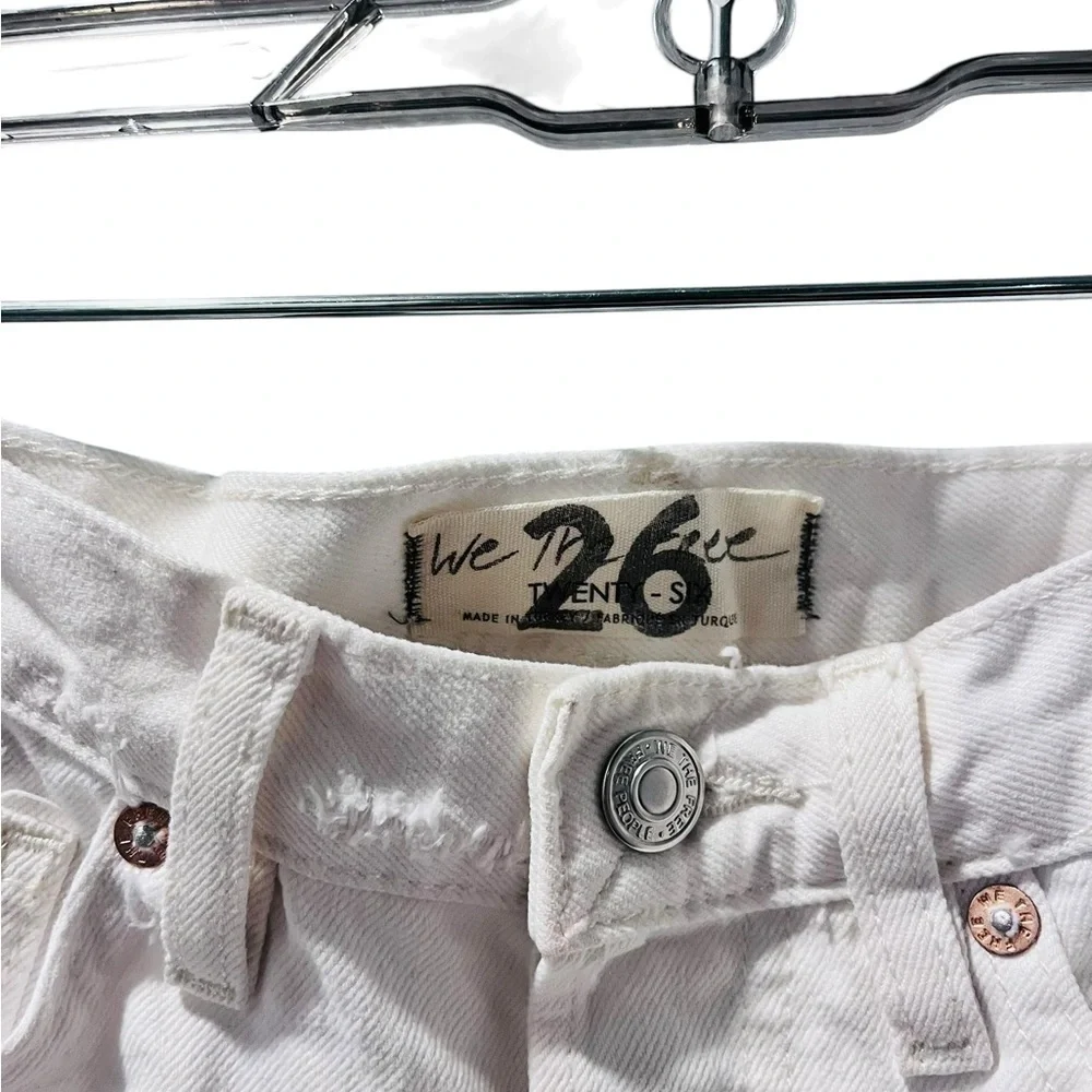 Free People NWT Lasso Shorts Size 26 Raw Hem Distressed White High Rise Casual